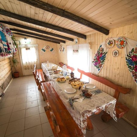 Complex Traditional Casuta Bunicilor-Breb المظهر الخارجي الصورة